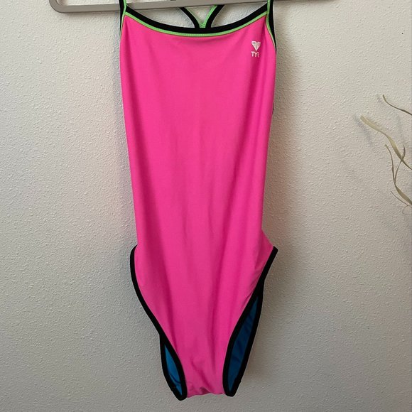 SOLD * TYR Reversible Womens One piece Size Large - Picture 3 of 4